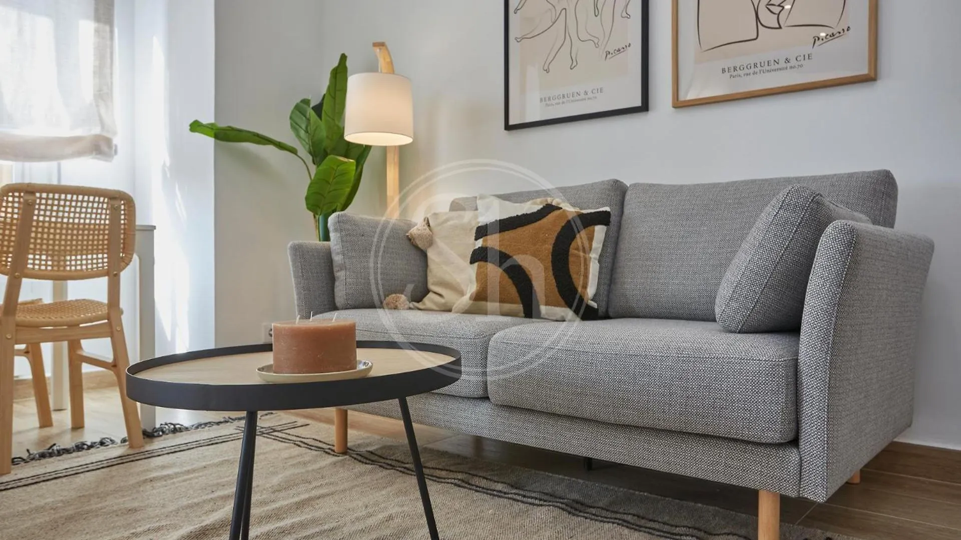 Hermoso Apartamento Junto A La Sagrada Familia Barcelona Spain