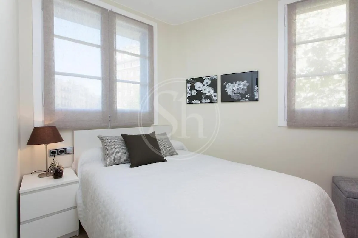 Hermoso Apartamento Junto A La Sagrada Familia Barcelona