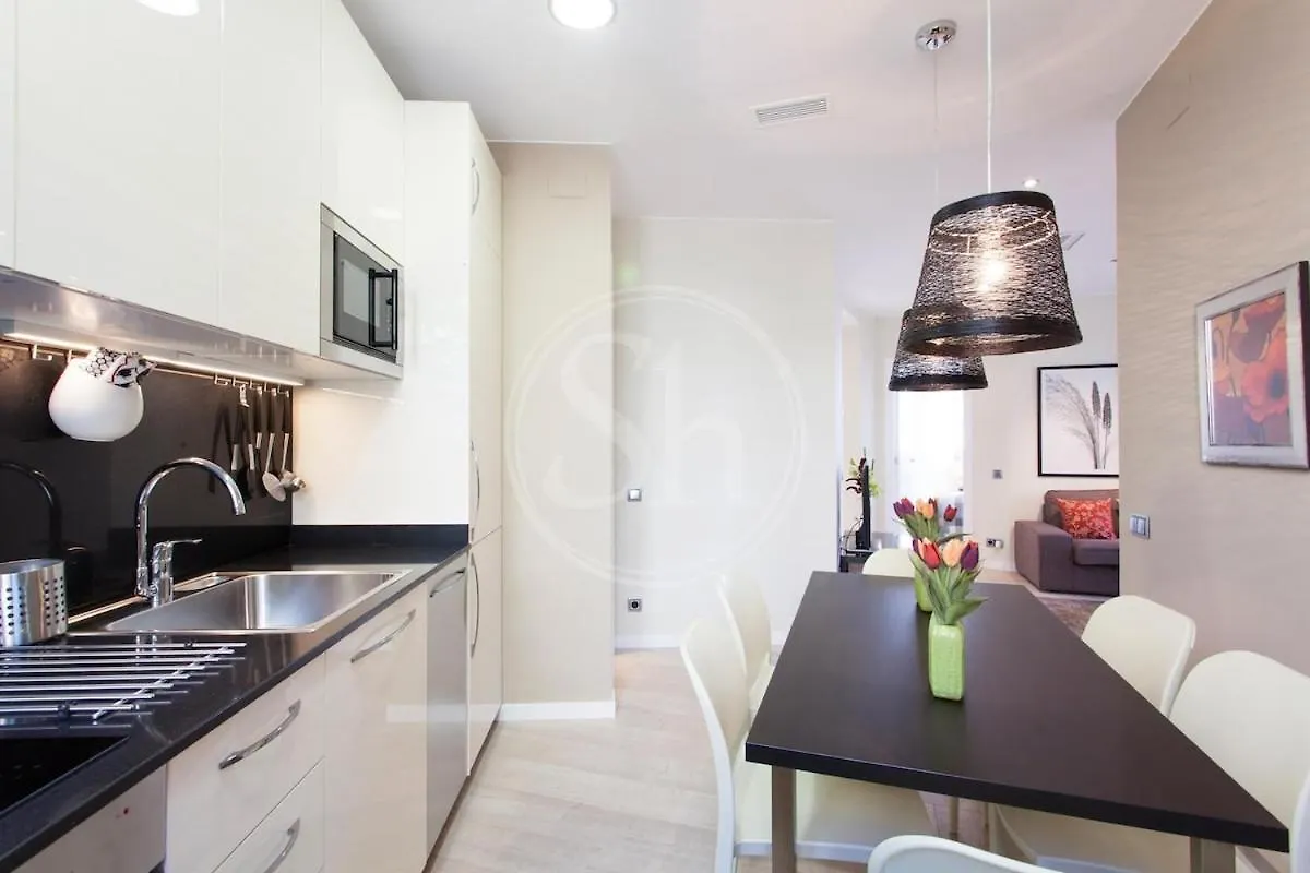 Hermoso Apartamento Junto A La Sagrada Familia Barcelona Spain