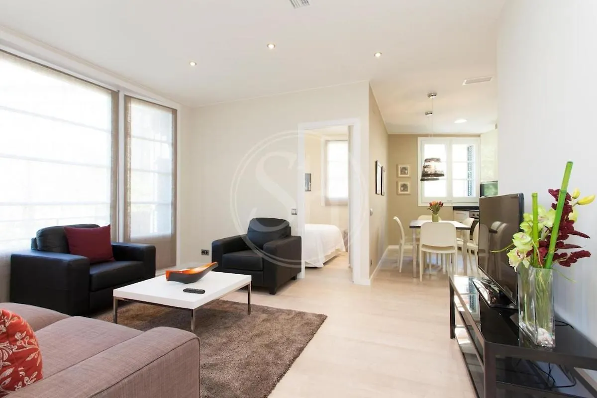 Hermoso Apartamento Junto A La Sagrada Familia Barcelona Spain