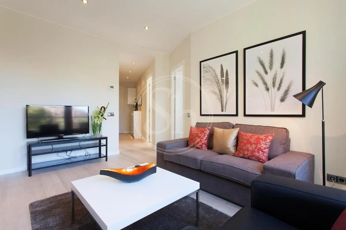 Hermoso Apartamento Junto A La Sagrada Familia Barcelona Apartment