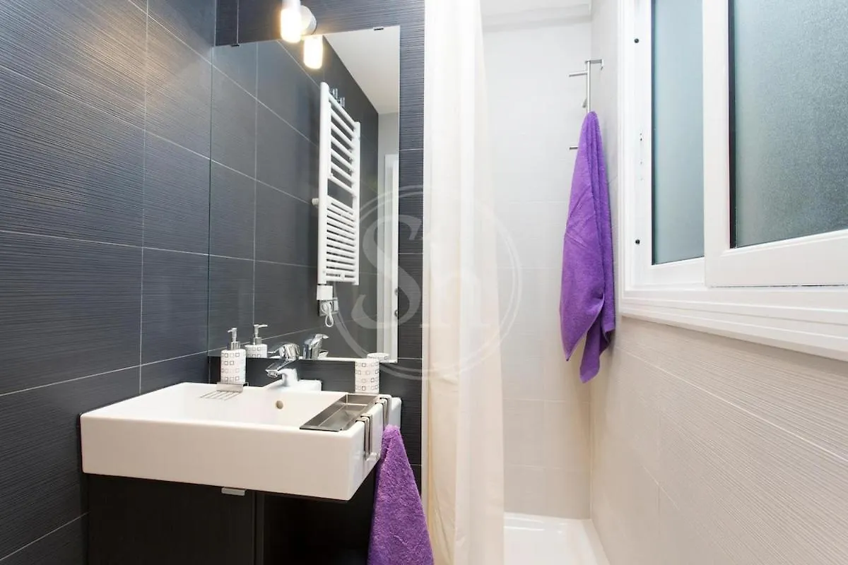 Hermoso Apartamento Junto A La Sagrada Familia Barcelona Spain