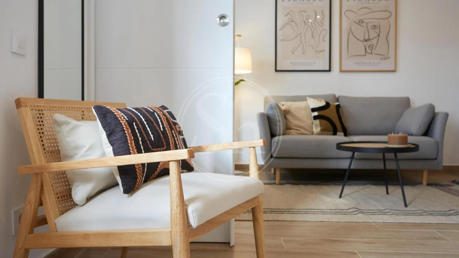 Hermoso Apartamento Junto A La Sagrada Familia Barcelona Španělsko